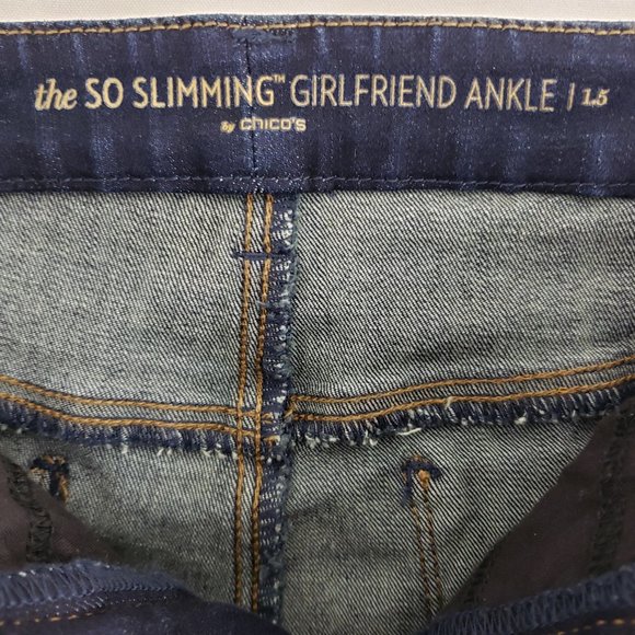 Chicos So Slimming Girlfriend Ankle Jean Size 10 MEDIUM Dark Blue 27.5" Inseam - Picture 2 of 8
